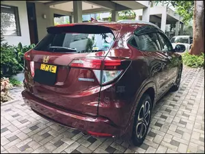 Honda Vezel Z Grade 2015 SUV (Used)