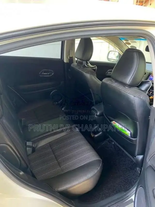 Honda Vezel 2016 SUV (Used)