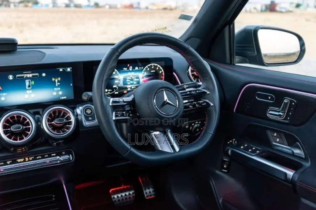 Mercedes-Benz GLB 180 AMG 2025 SUV Brand New