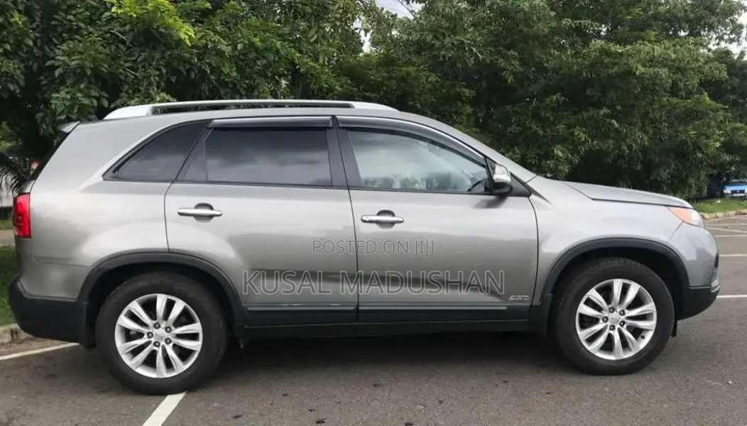 Kia Sorento 2011 SUV (Used)
