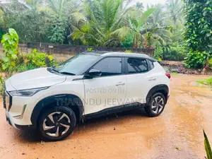 Nissan Magnite 2025 SUV (Used)