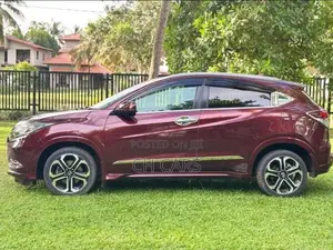 Honda Vezel 2014 SUV (Used)