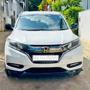 Honda Vezel 2016 SUV (Used)