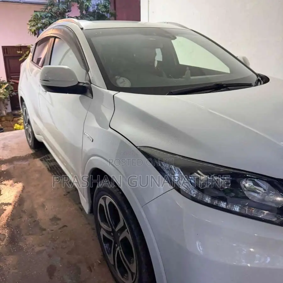 Honda Vezel 2016 SUV (Used)