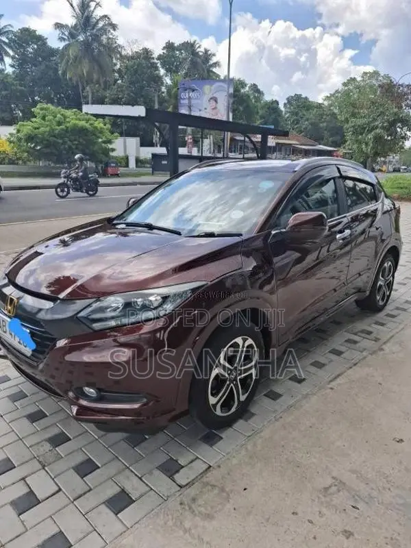 Honda Vezel Z 2014 SUV (Used)