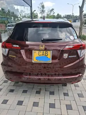 Honda Vezel Z 2014 SUV (Used)