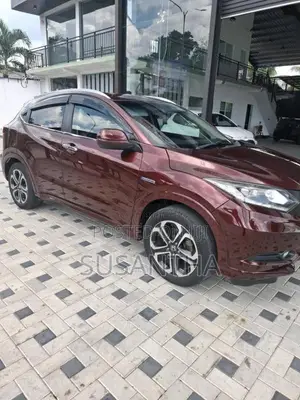 Honda Vezel Z 2014 SUV (Used)