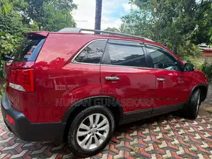 Kia Sorento 2011 SUV (Used)