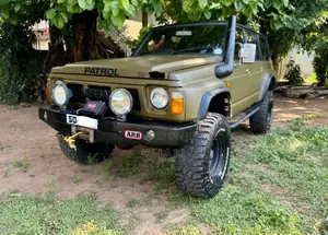 Nissan Patrol Safari Y60 1962 SUV (Used)