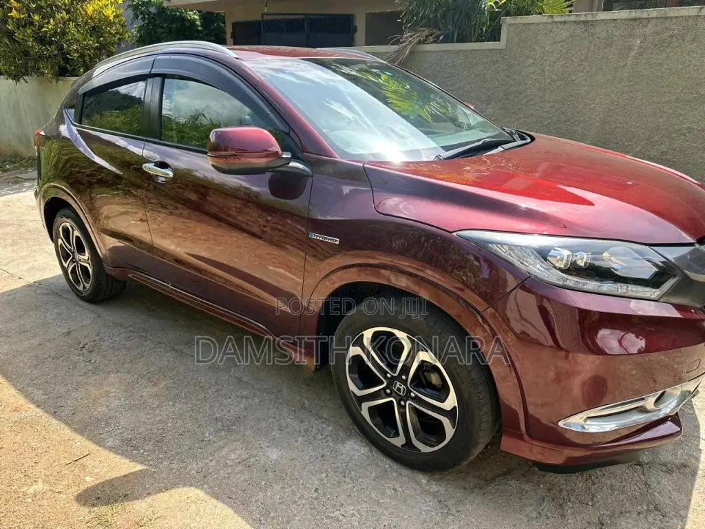 Honda Vezel 2015 SUV (Used)
