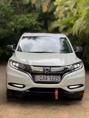 Honda Vezel 2014 SUV (Used)