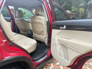 Kia Sorento 2011 SUV (Used)