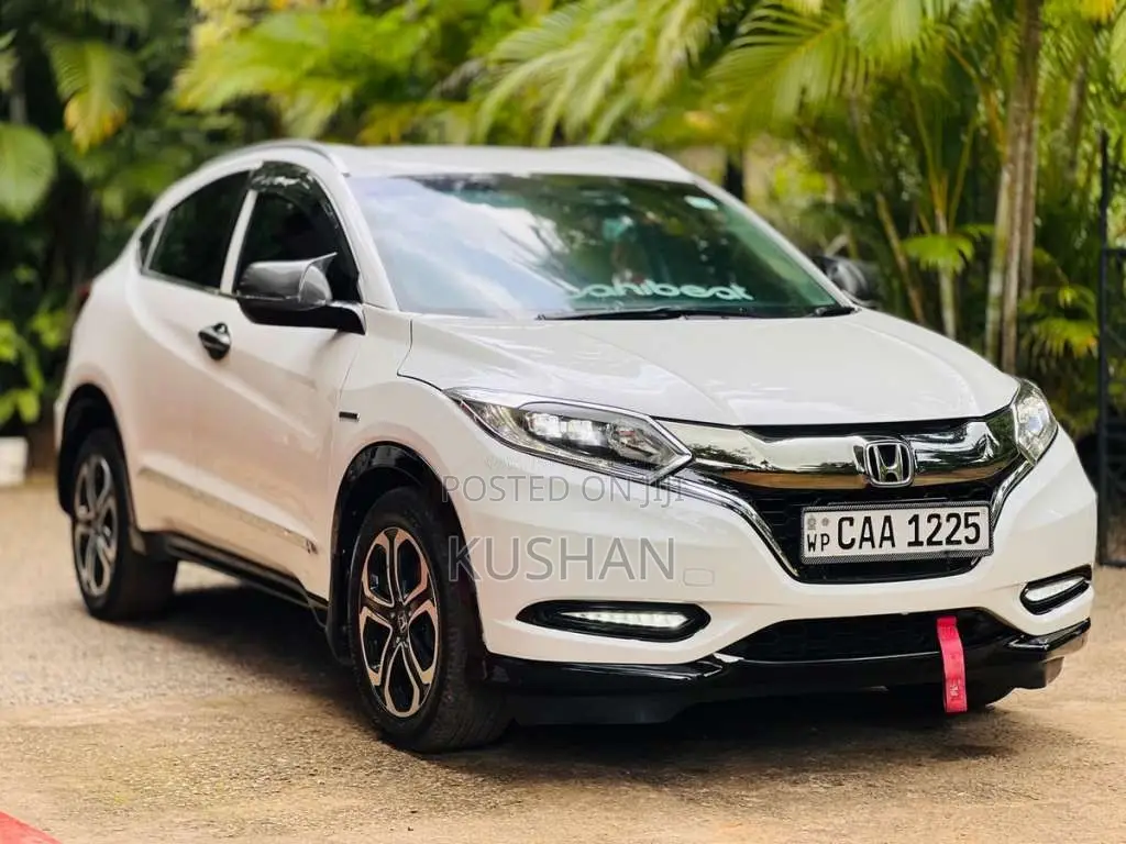 Honda Vezel 2014 SUV (Used)