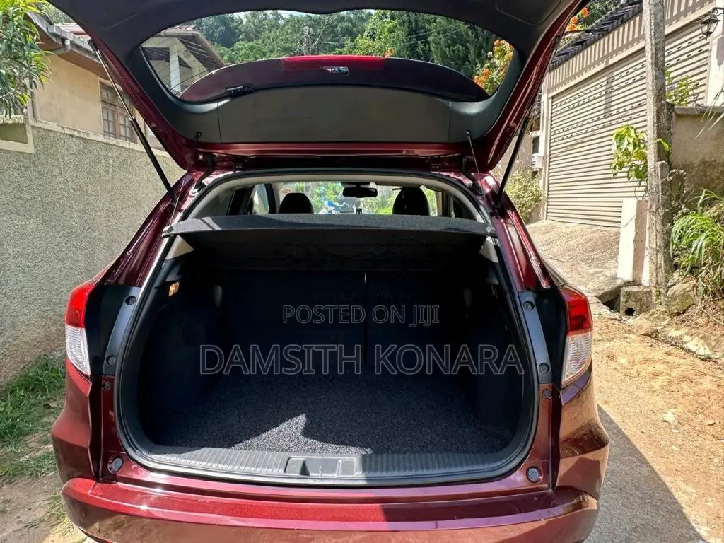 Honda Vezel 2015 SUV (Used)