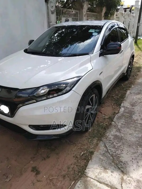 Honda Vezel RS Sensing 2017 SUV (Used)