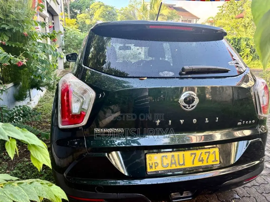 Micro Tivoli 2017 SUV (Used)