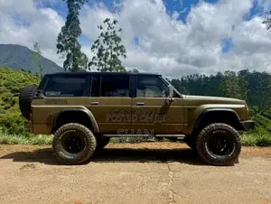 Nissan Patrol Safari Y60 1962 SUV (Used)