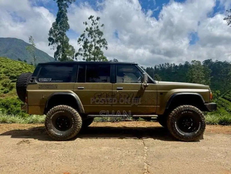 Nissan Patrol Safari Y60 1962 SUV (Used)