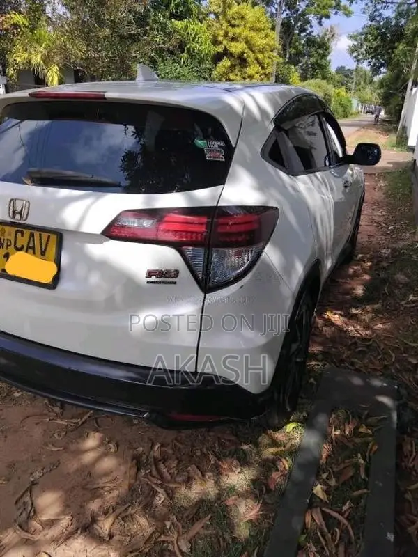 Honda Vezel RS Sensing 2017 SUV (Used)
