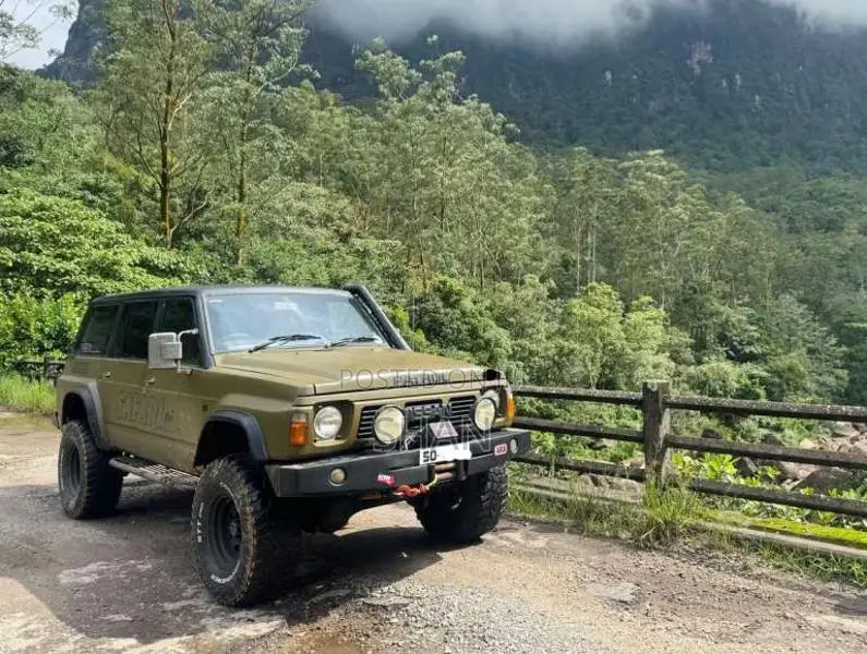 Nissan Patrol Safari Y60 1962 SUV (Used)
