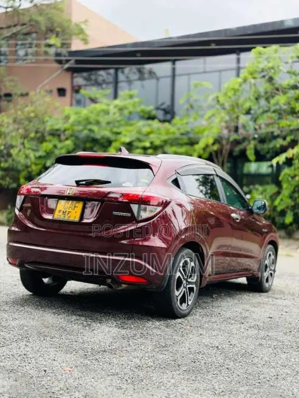 Honda Vezel 2015 SUV (Used)