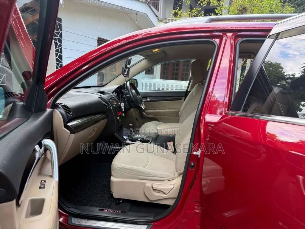 Kia Sorento 2011 SUV (Used)