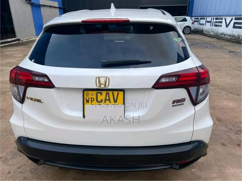 Honda Vezel RS Sensing 2017 SUV (Used)