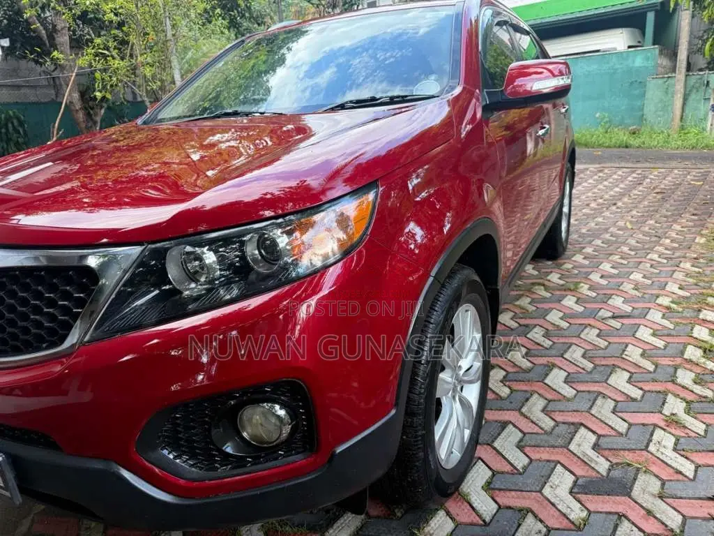 Kia Sorento 2011 SUV (Used)