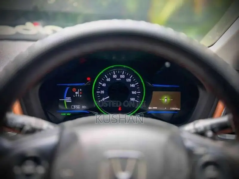 Honda Vezel 2014 SUV (Used)
