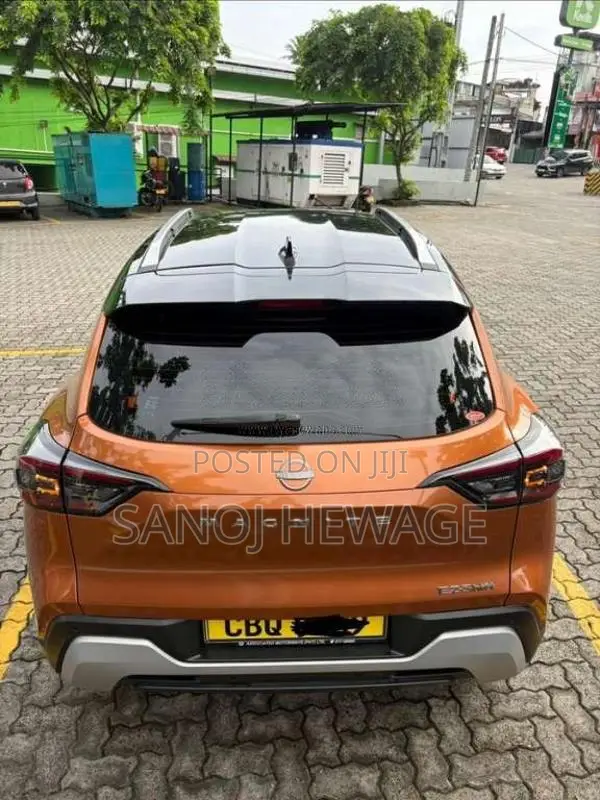 Nissan Magnite Ez Shift Tekna Plus 2025 SUV (Used)