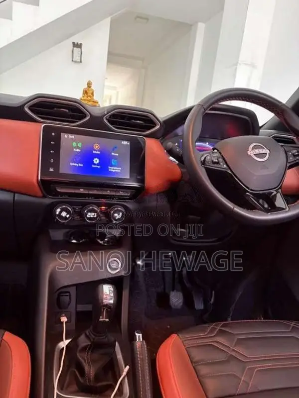 Nissan Magnite Ez Shift Tekna Plus 2025 SUV (Used)