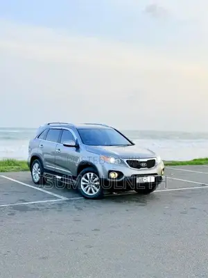 Kia Sorento 2011 SUV (Used)