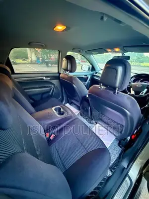 Kia Sorento 2011 SUV (Used)