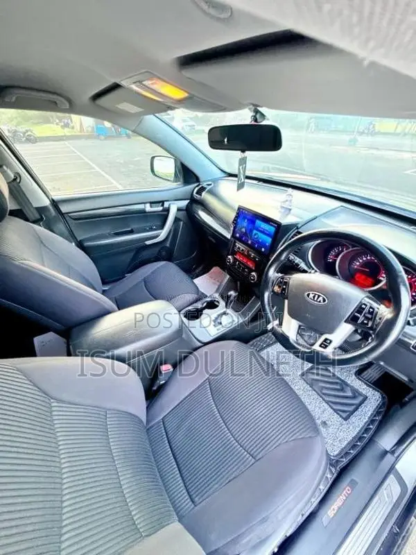 Kia Sorento 2011 SUV (Used)