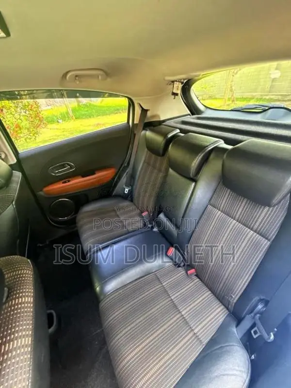 Honda Vezel 2015 SUV (Used)