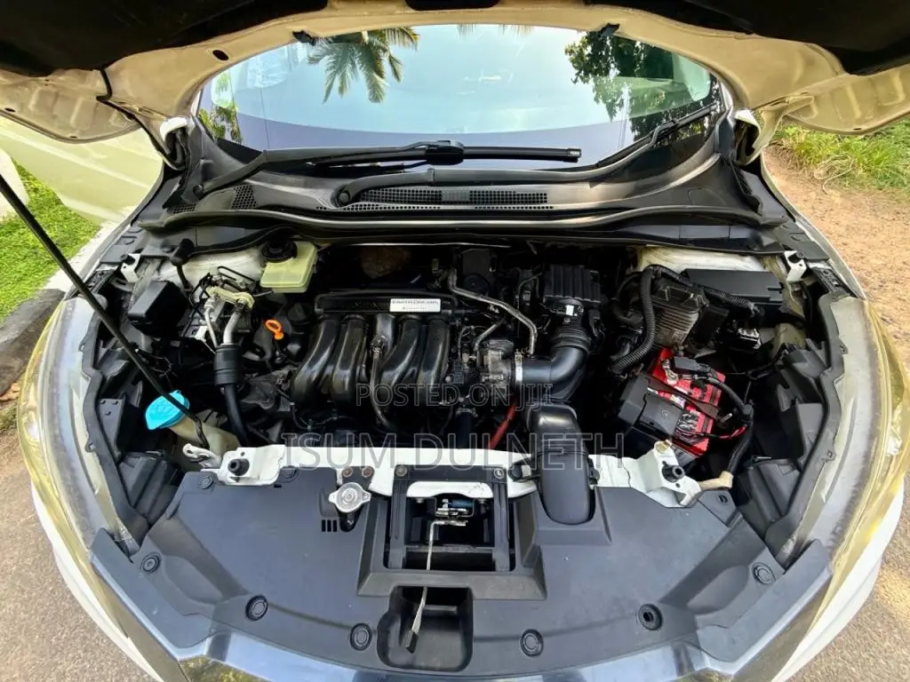 Honda Vezel 2015 SUV (Used)