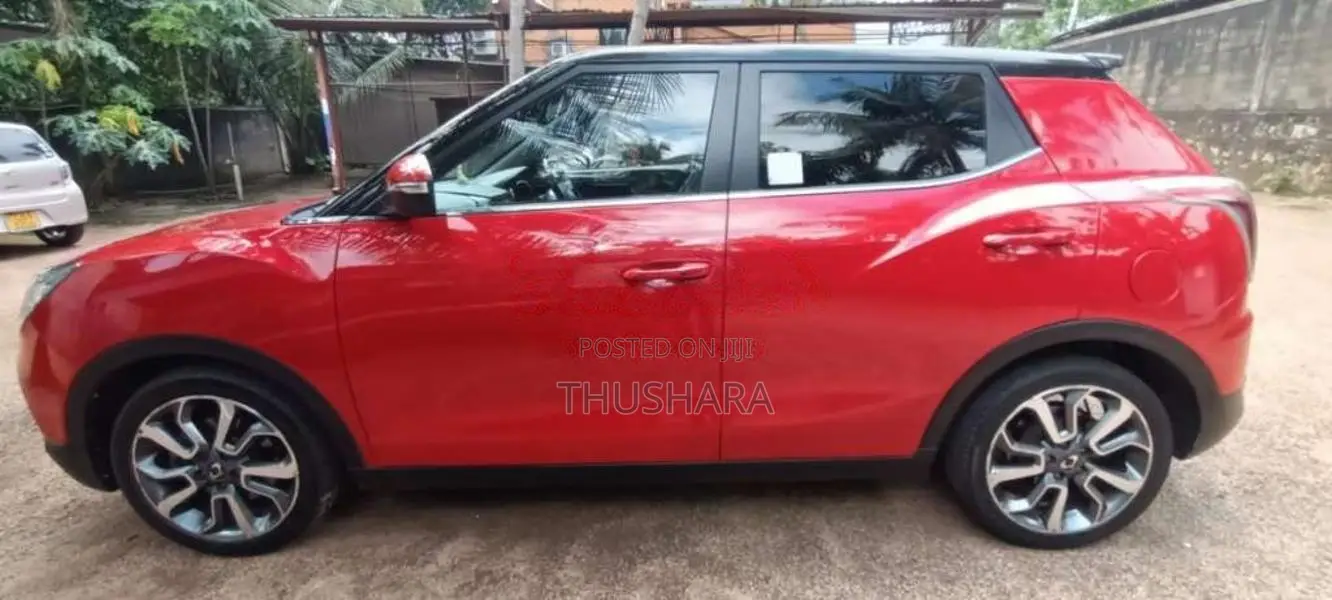 Micro Tivoli 2016 SUV (Used)
