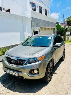 Kia Sorento 1-8 2011 SUV (Used)