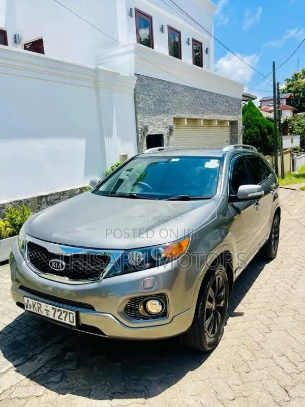 Kia Sorento 1-8 2011 SUV (Used)