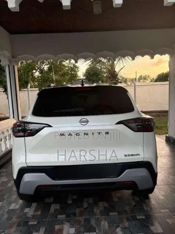 Nissan Magnite 2025 SUV (Used)