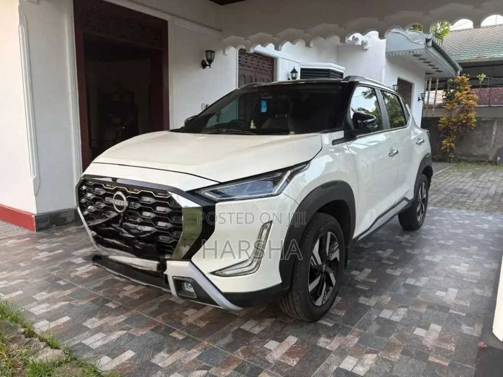 Nissan Magnite 2025 SUV (Used)
