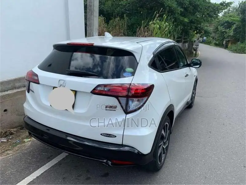 Honda Vezel 2017 SUV (Used)