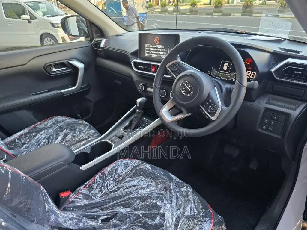 Toyota Raize 2026 SUV Brand New