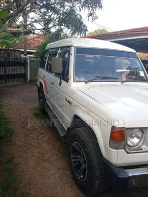 Mitsubishi Pajero 1988 SUV (Used)
