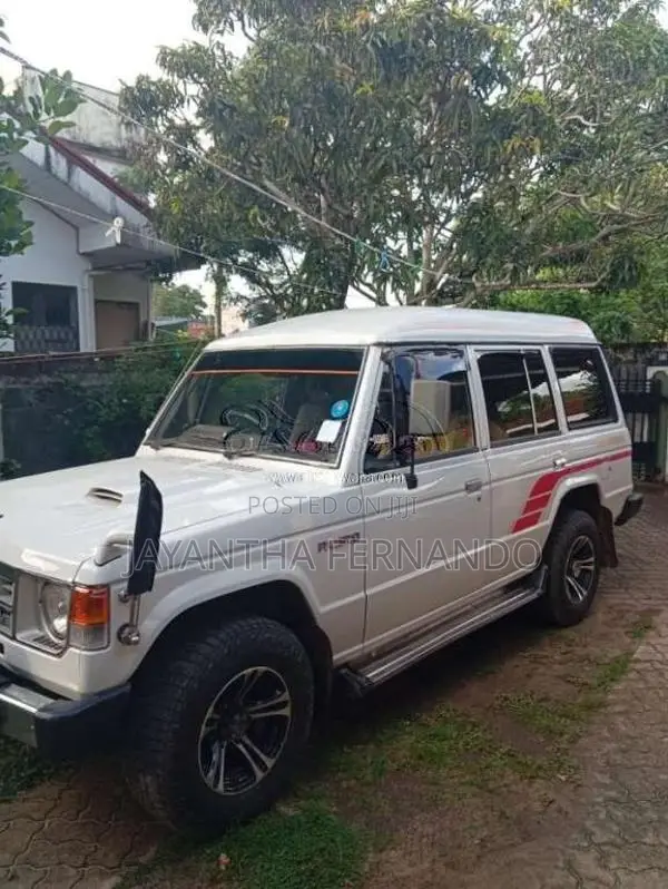 Mitsubishi Pajero 1988 SUV (Used)