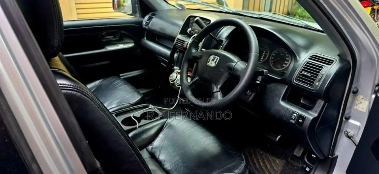 Honda CRV 2002 SUV (Used)
