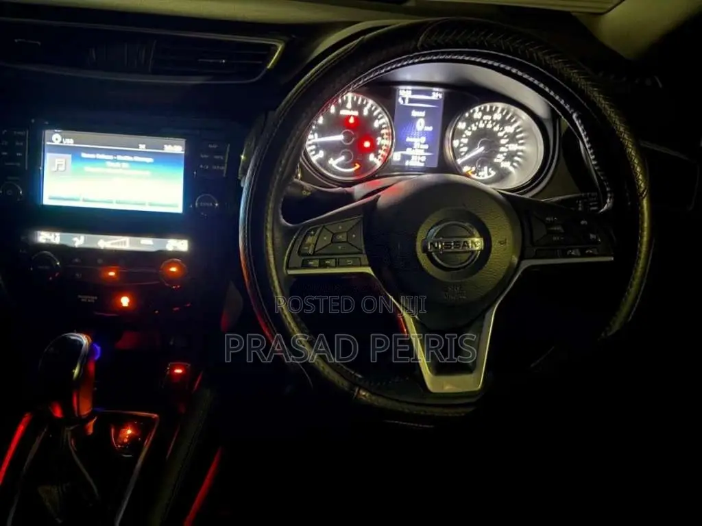 Nissan Qashqai 2018 SUV (Used)
