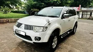 Mitsubishi Montero Sport 2011 SUV (Used)