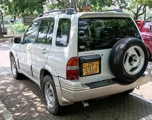 Suzuki Escudo 1999 SUV (Used)