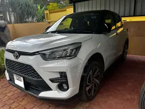 Toyota Raize 2023 SUV (Used)